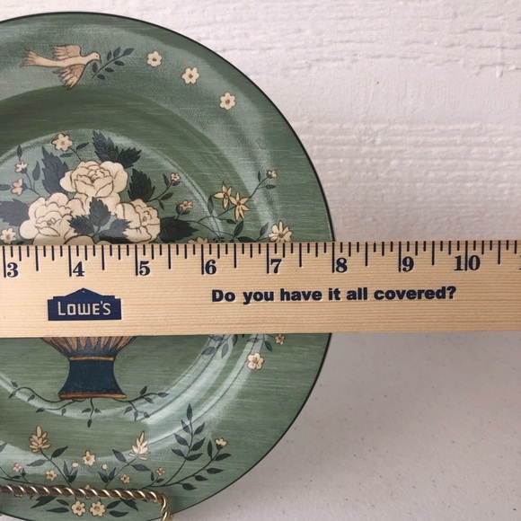 Brandon House “Brandon Rose” Stoneware 8 inch Plates (Set of 4) - Picture 12 of 14